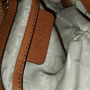 MICHAEL KORS HAMILTON SATCHEL NEW COND!